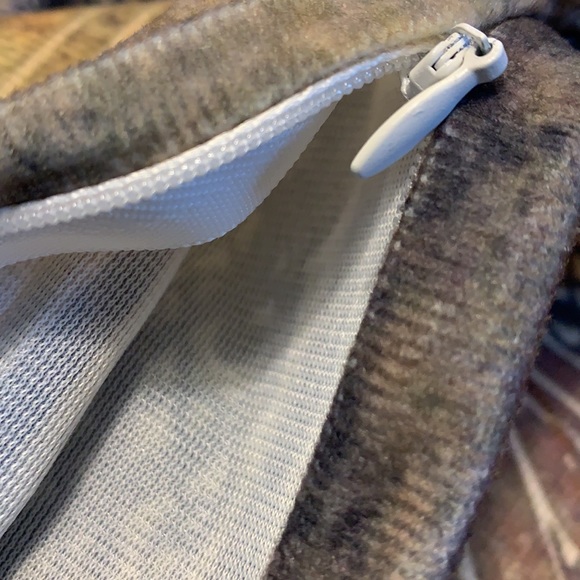 Pillow cover pagan NWOT. - Picture 6 of 6